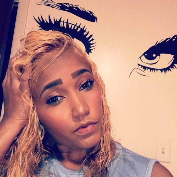 Meet your Posher, Isashy - Picture 1 of 1